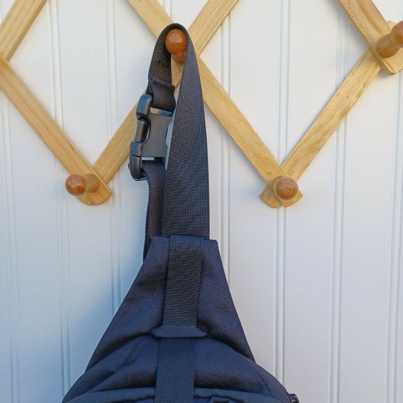 Timbuk2 Vapor Sling Crossbody Bag Black New Padded Pockets Tote One Shoulder - Picture 5 of 9